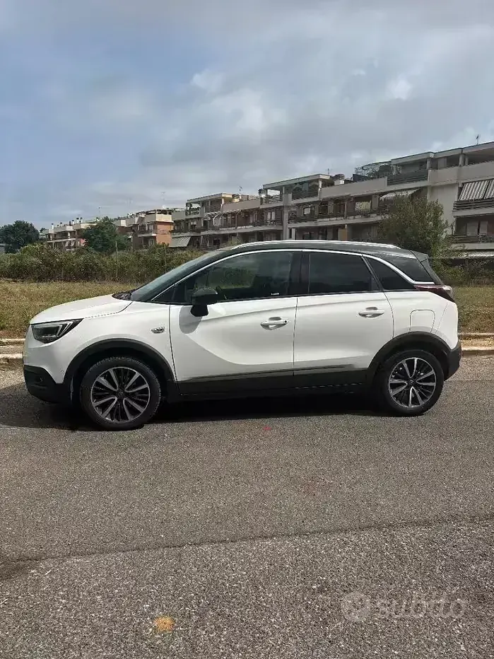Usata Opel Crossland X 110 CV (80 kW) 2017 Bianco SUV