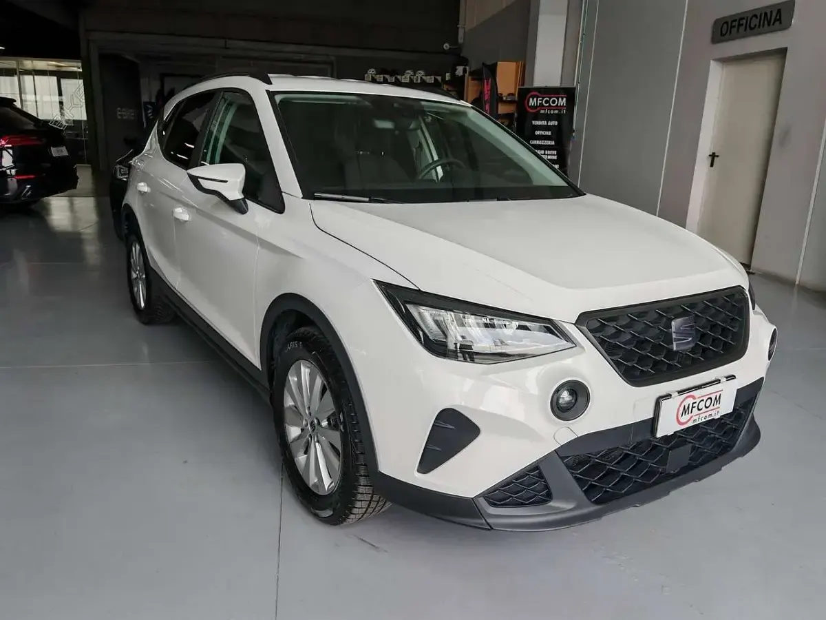 Usata Seat Arona Reference 95 CV (69 kW) 2023 Bianco SUV