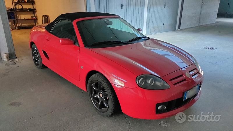 Usata MG TF 136 CV (100 kW) 2002 Rosso Cabrio