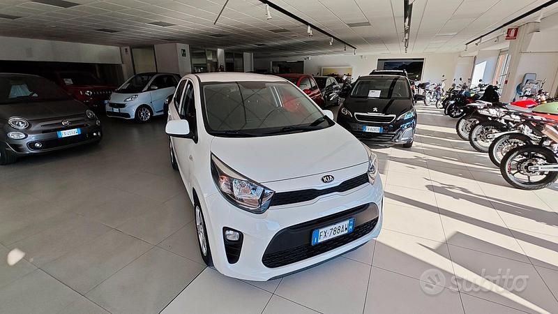 Bianco Usata 2019 Kia Picanto Active Due volumi | 11.200 € (Cara) - Immagine 1/4