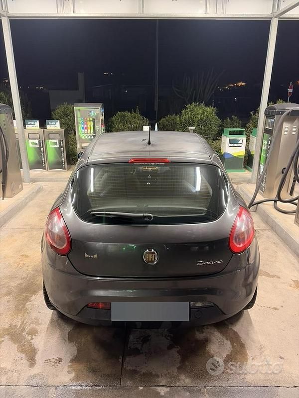 Usata Fiat Bravo 120 CV (88 kW) 2008 Grigio Utilitaria