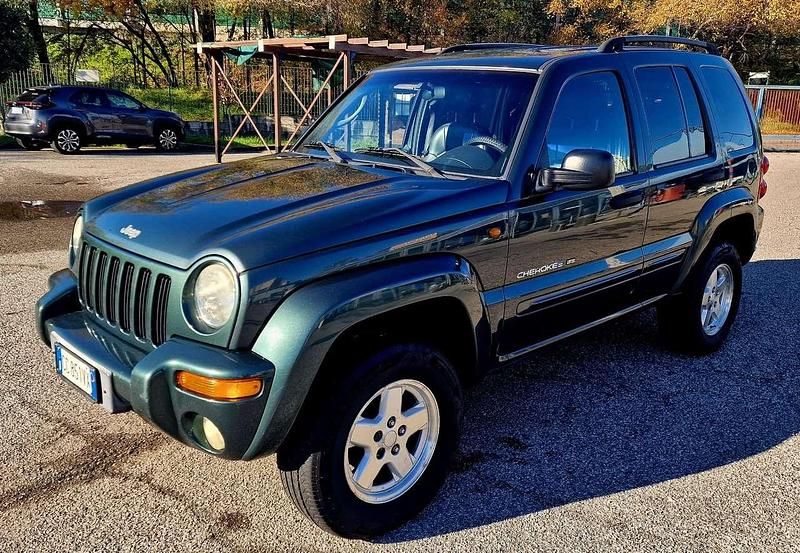 Verde Usata 2002 Jeep Cherokee Limited SUV | 6500 € (Buon prezzo) - Immagine 1/4