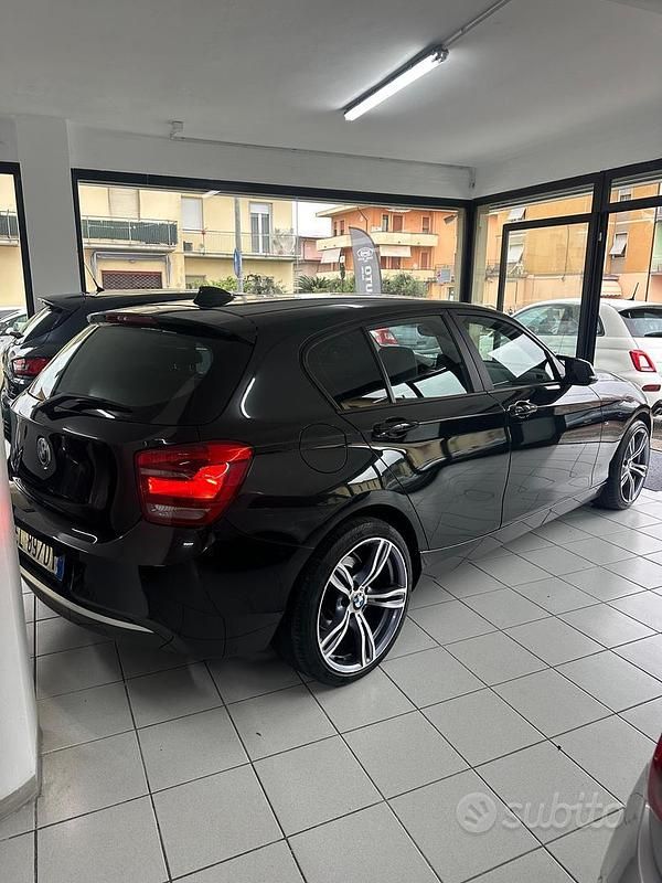 Usata BMW 116 116 CV (85 kW) 2012 Nero Utilitaria