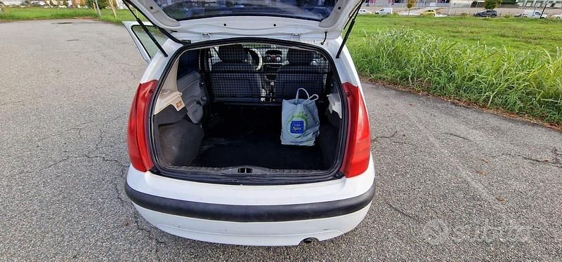 Usata Citroën C3 68 CV (50 kW) 2004 Bianco Furgone
