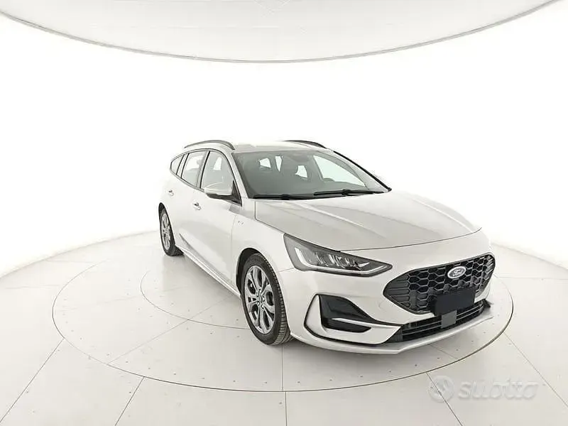 Usata Ford Focus ST-Line 116 CV (85 kW) 2023 Station wagon