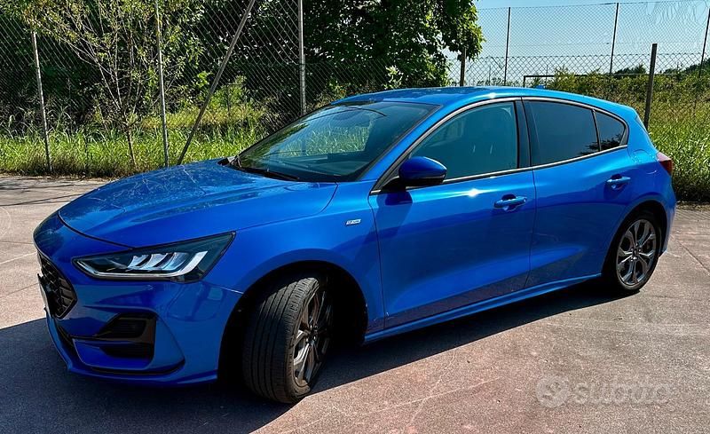 Usata Ford Focus 125 CV (91 kW) 2023 Blu Berlina