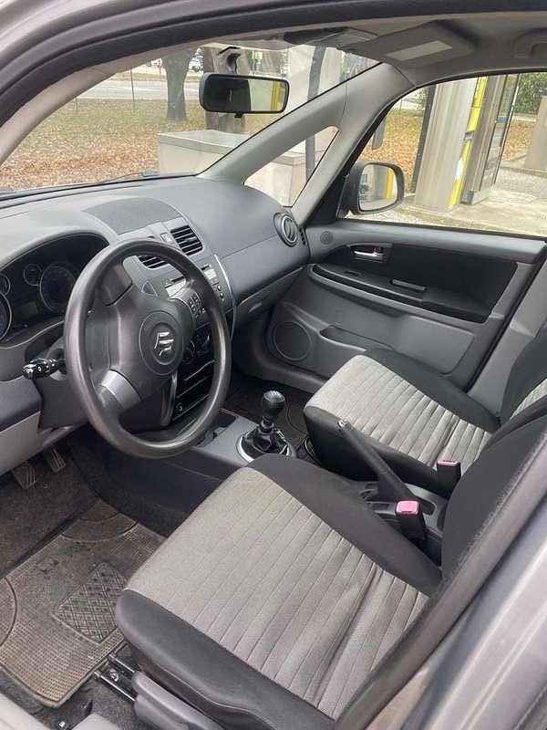 Usata Suzuki SX4 GL 90 CV (66 kW) 2010 SUV