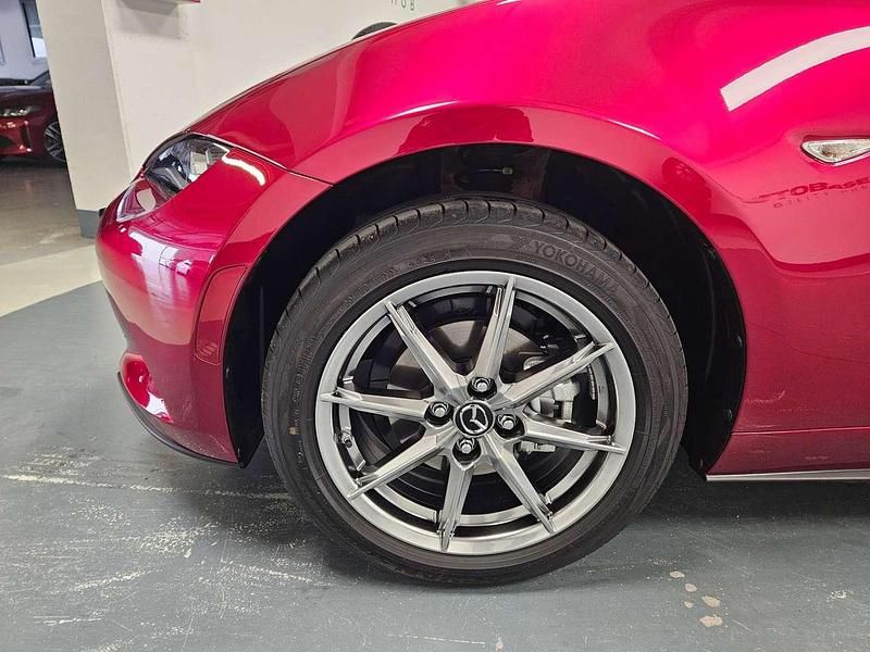 Nuova Mazda MX5 Exclusive-Line 132 CV (97 kW) 2025 Soul red crystal Cabrio
