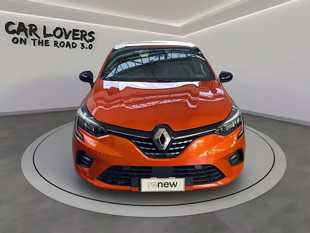 Usata Renault Clio V Techno 145 CV (106 kW) 2023 Eqb ( orang ) Utilitaria