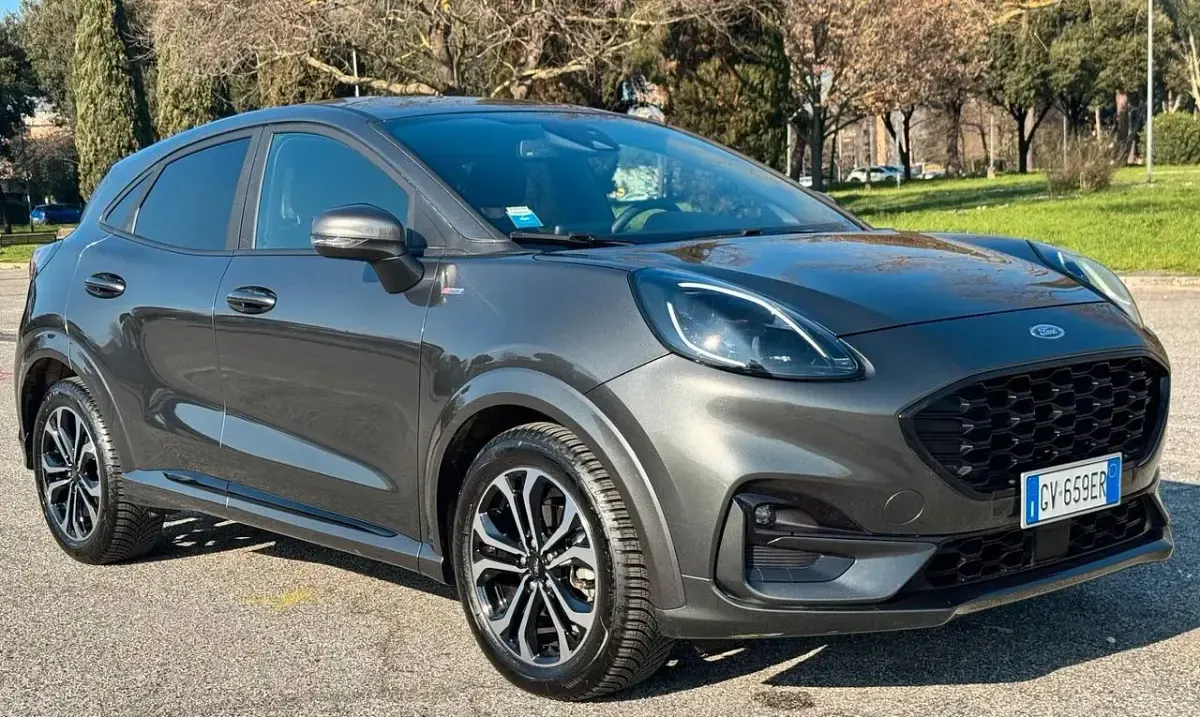 Usata Ford Puma ST-Line 125 CV (91 kW) 2024 Grigio SUV