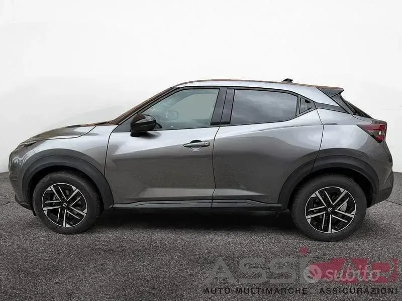 Usata Nissan Juke N-Connecta 114 CV (83 kW) 2025 Grigio SUV