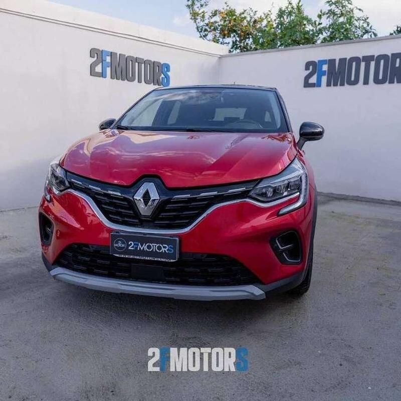 Usata Renault Captur Business 101 CV (74 kW) 2022 Rosso SUV