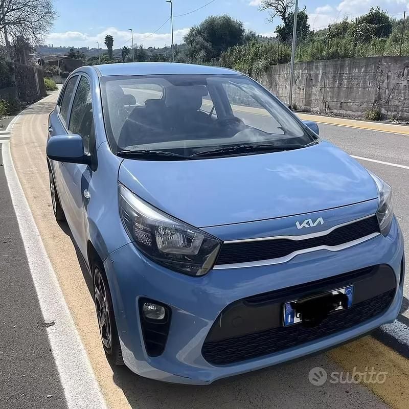 Usata Kia Picanto 2022 Blu Utilitaria