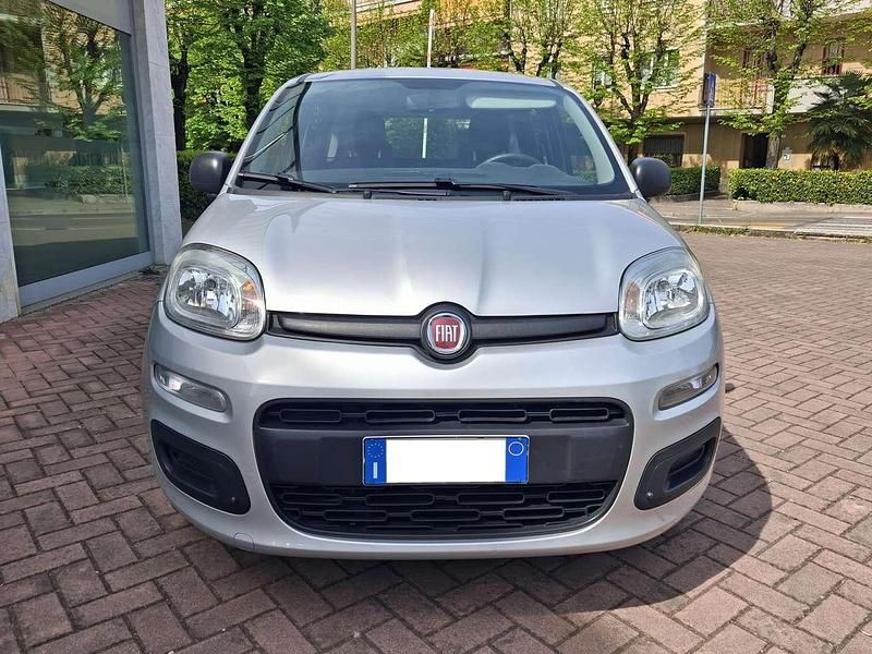 Usata Fiat Panda Easy 69 CV (50 kW) 2019 Argento Utilitaria