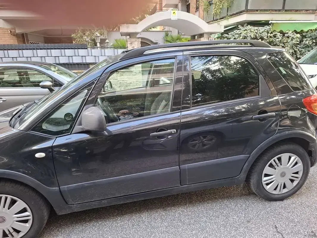 Usata Fiat Sedici Dynamic 135 CV (99 kW) 2012 SUV