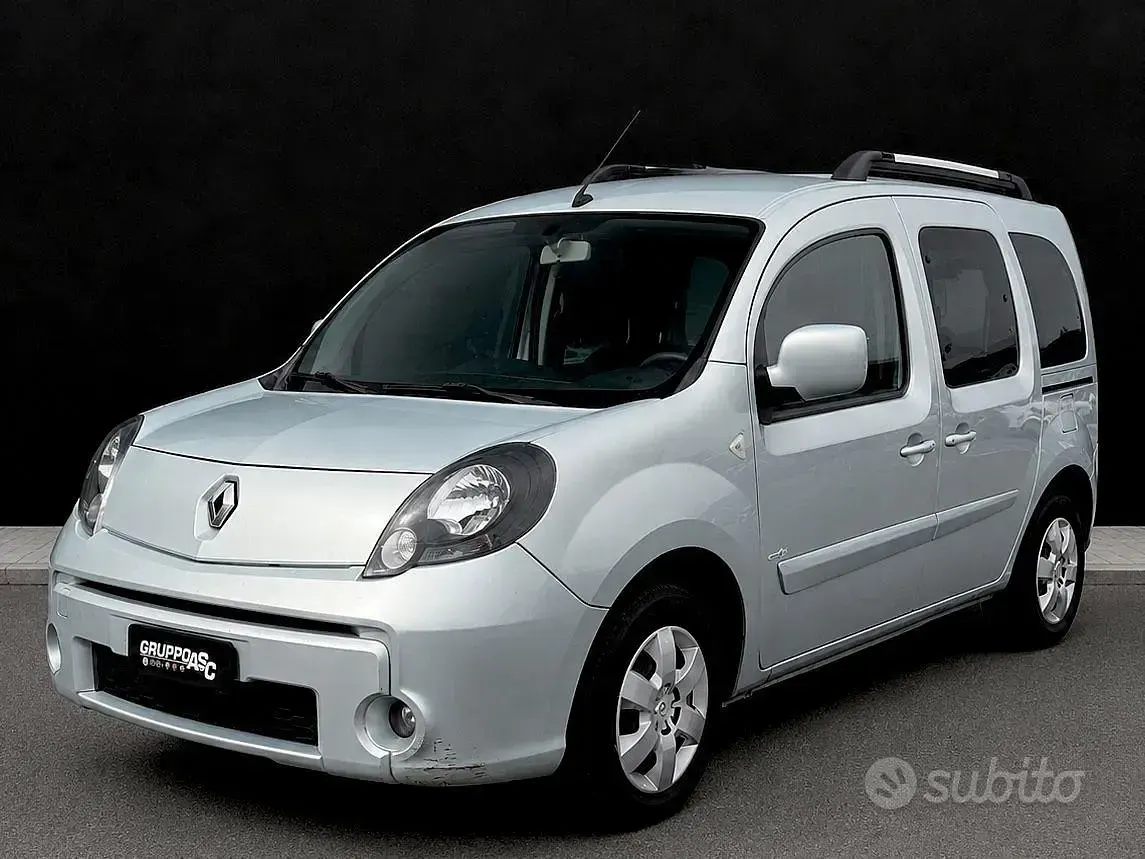 Usata Renault Kangoo 90 CV (66 kW) 2011 Grigio Monovolume