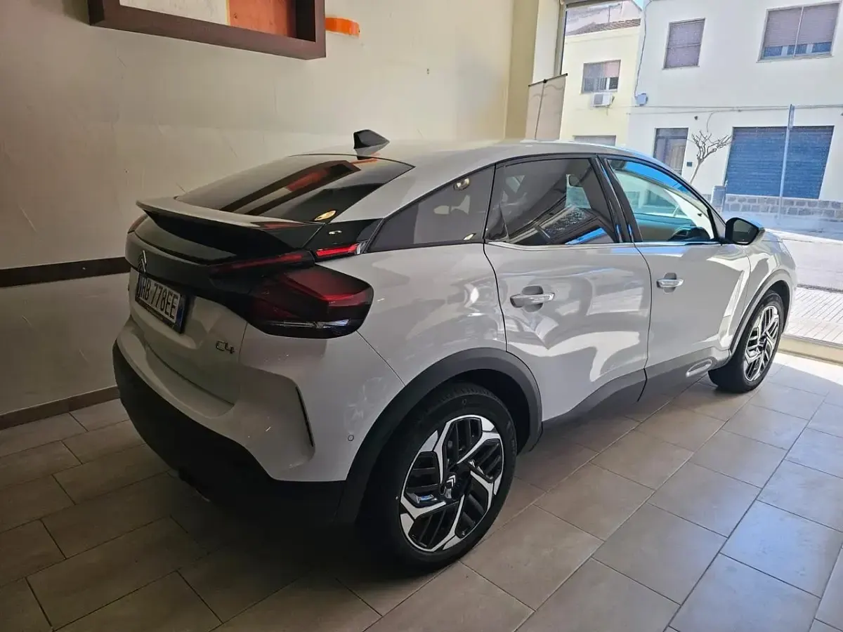 Usata Citroën C4 PureTech 130 CV (95 kW) 2026 Bianco SUV