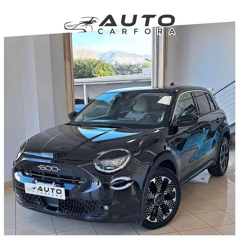 Nero Usata 2025 Fiat 600 La Prima SUV | 20.900 € - Immagine 1/4