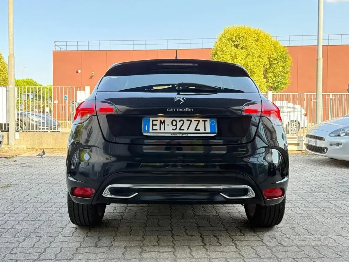 Usata DS Automobiles DS4 111 CV (81 kW) 2012 Nero Berlina