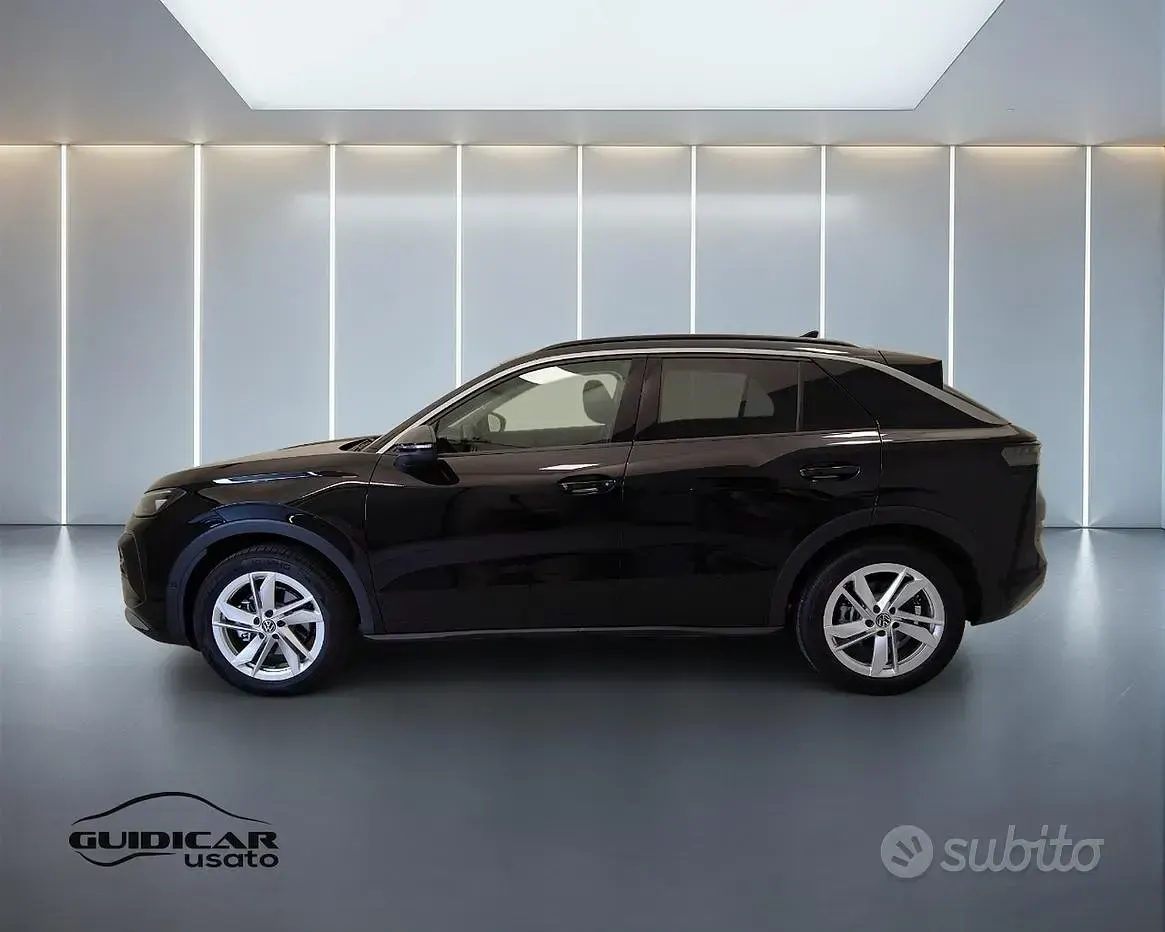 Nuova VW T-Roc Life 150 CV (110 kW) 2026 Nero SUV