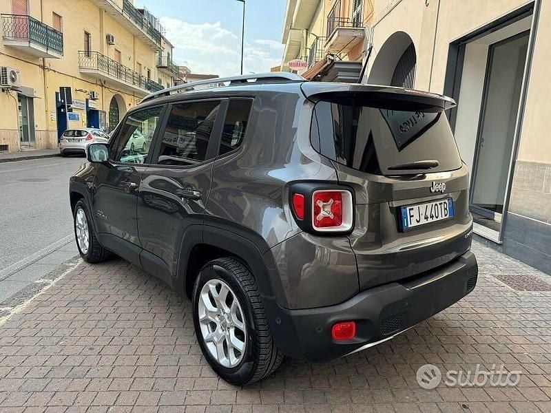 Usata Jeep Renegade Limited 120 CV (88 kW) 2018 Grigio SUV
