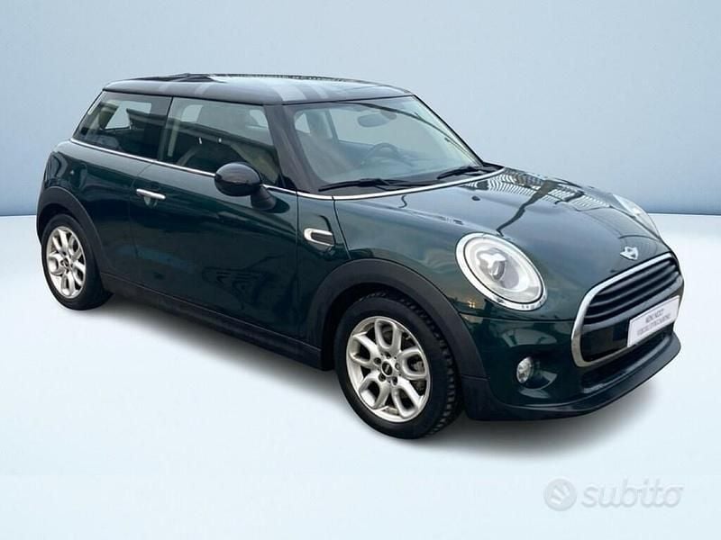 Usata Mini Cooper D Hype 115 CV (84 kW) 2018 Nero Utilitaria