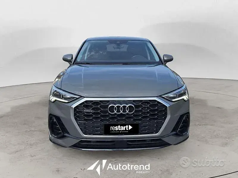 Usata Audi Q3 Sportback Business Plus 150 CV (110 kW) 2022 Grigio SUV