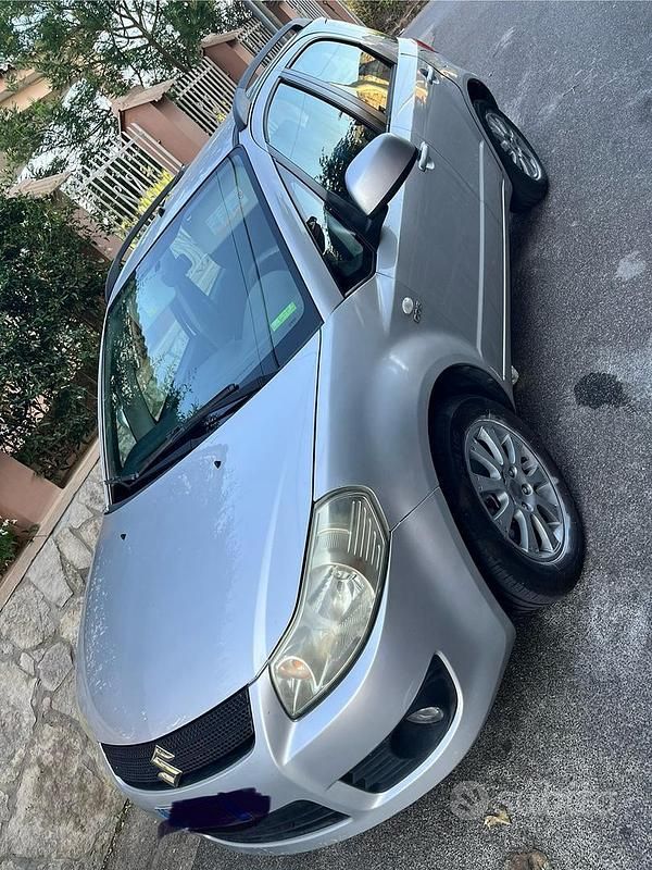 Usata Suzuki SX4 107 CV (78 kW) 2010 Grigio Utilitaria
