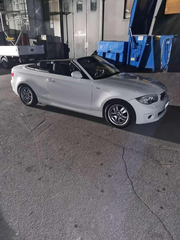 Usata BMW 120 Cabriolet 177 CV (130 kW) 2012 Bianco Cabrio