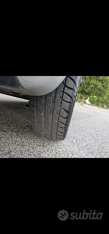 Usata Kia Rio LX 75 CV (55 kW) 2013 Grigio Berlina