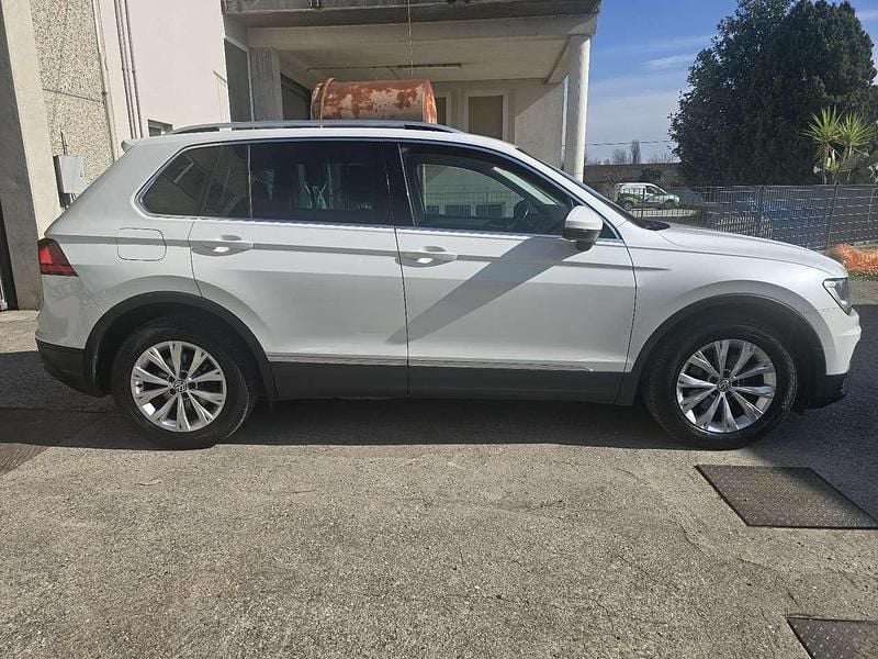 Usata VW Tiguan Business 116 CV (85 kW) 2019 Perlato SUV