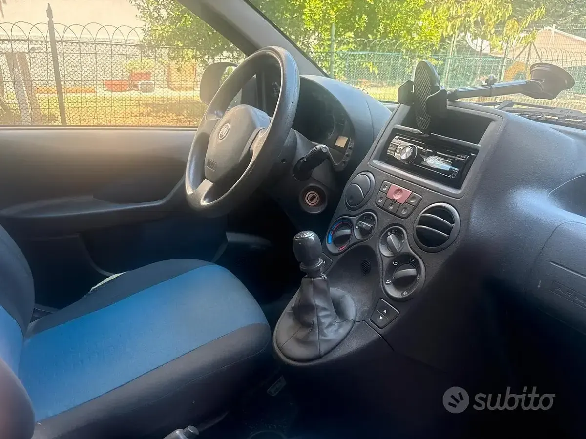 Usata Fiat Panda Dynamic 60 CV (44 kW) 2010 Grigio Utilitaria