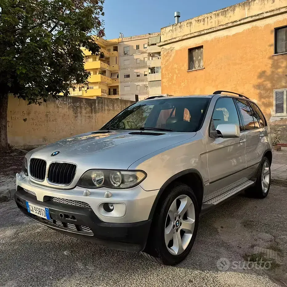 Usata BMW X5 Comfort Edition 218 CV (160 kW) 2005 Grigio SUV