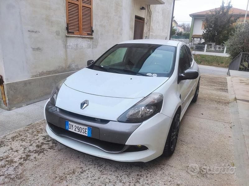 Usata Renault Clio R.S. R.S. 2009 Utilitaria