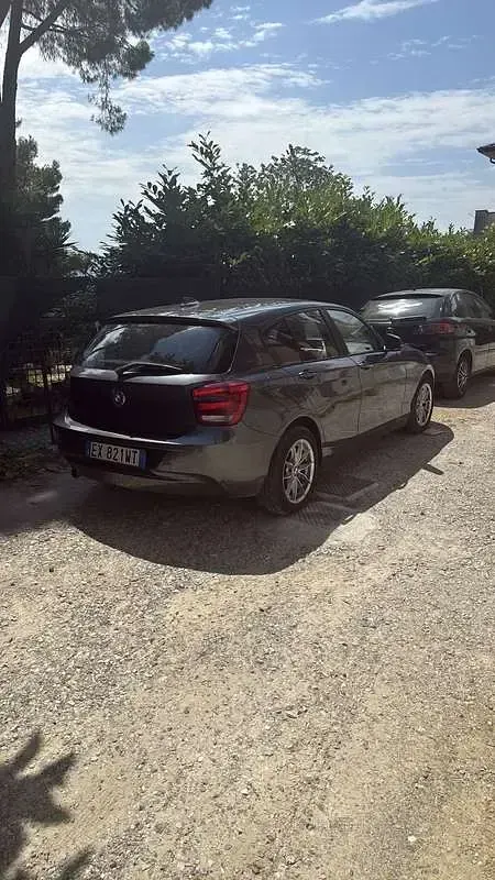 Usata BMW 118 Advantage 150 CV (110 kW) 2015 Utilitaria