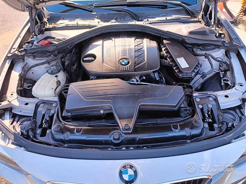Begagnad BMW 318 143 HK (105 kW) 2014 Grå Kombi