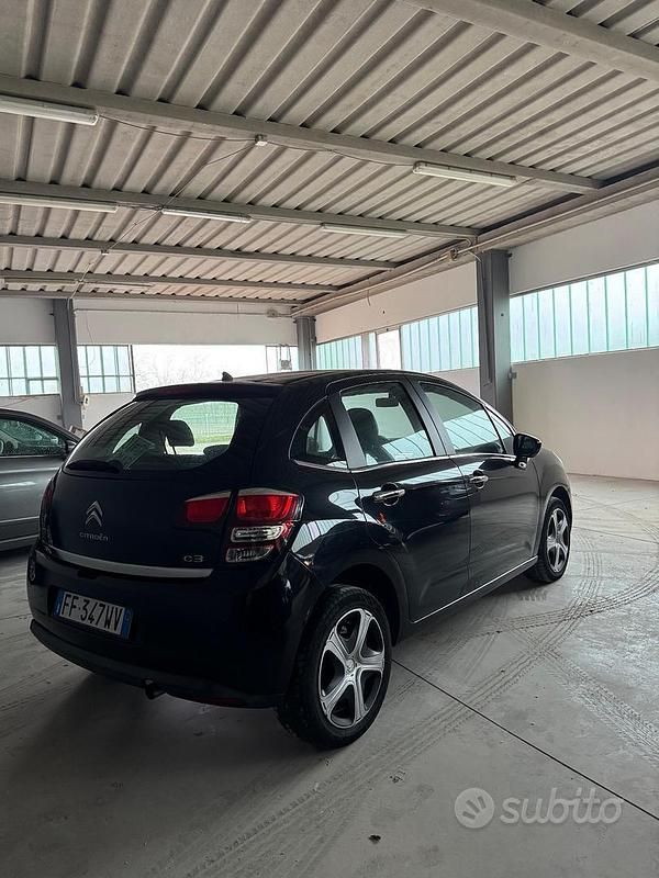 Usata Citroën C3 Live 74 CV (54 kW) 2016 Nero Berlina