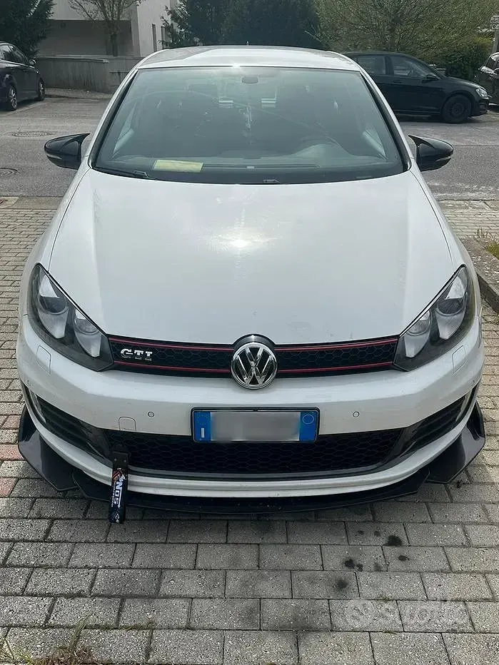 Usado VW Golf VI GTI 210 CV (154 kW) 2011 Blanco Utilitario