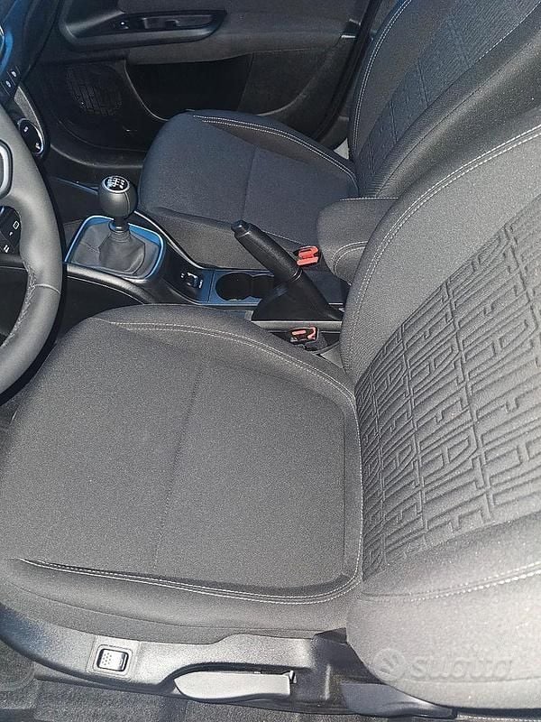 Usata Fiat Tipo Cross 130 CV (95 kW) 2023 Nero Berlina