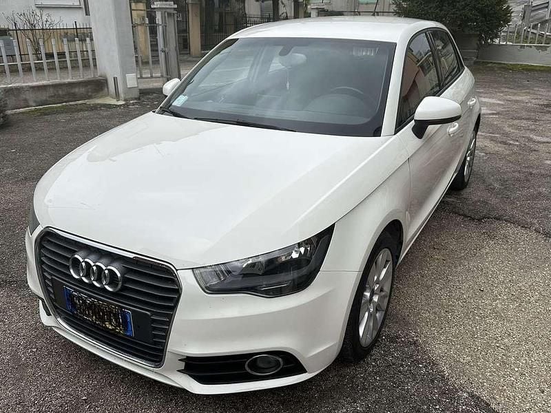 Usata Audi A1 Sportback Ambition 105 CV (77 kW) 2012 Utilitaria