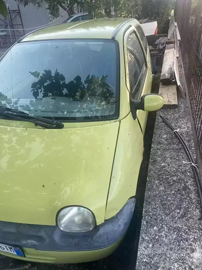 Usata Renault Twingo 58 CV (42 kW) 2001 Verde Utilitaria