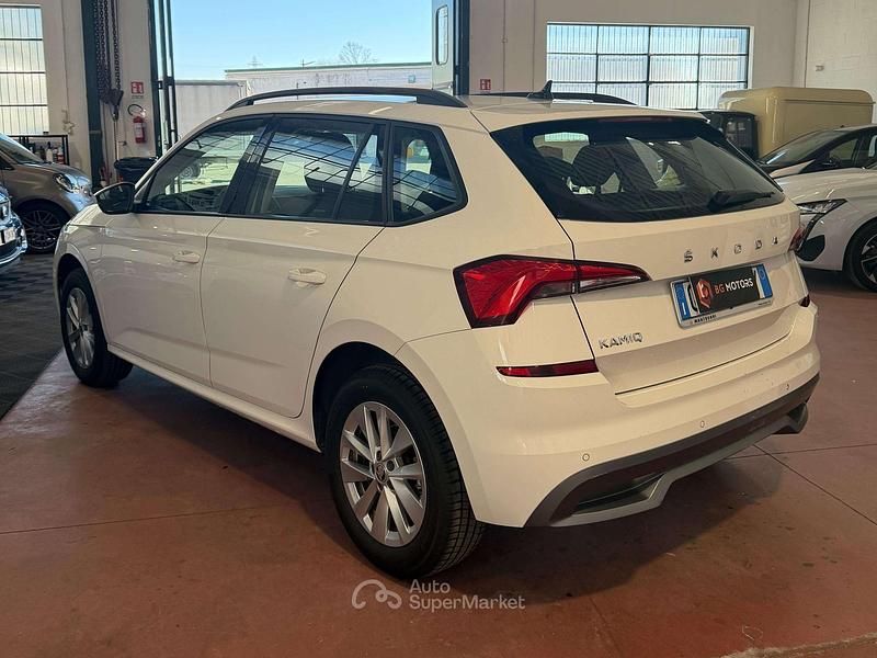 Usata Skoda Kamiq Ambition 95 CV (69 kW) 2023 Bianco SUV