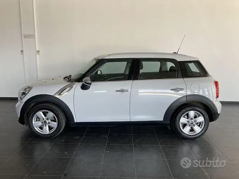 Usata Mini Cooper D Countryman 115 CV (84 kW) 2014 Bianco SUV