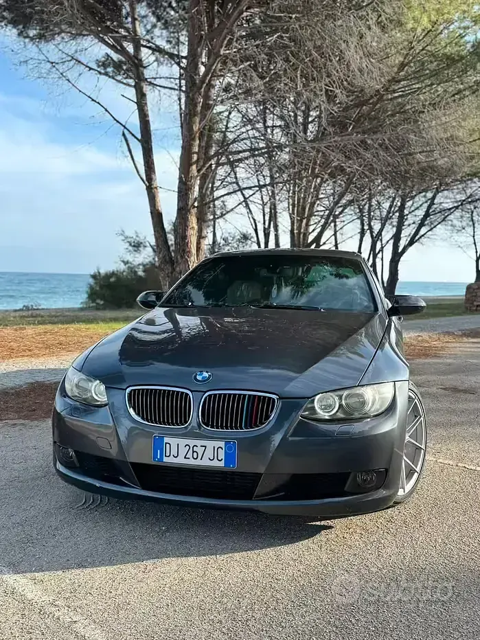 Usata BMW 330 Cabriolet 231 CV (169 kW) 2007 Cabrio