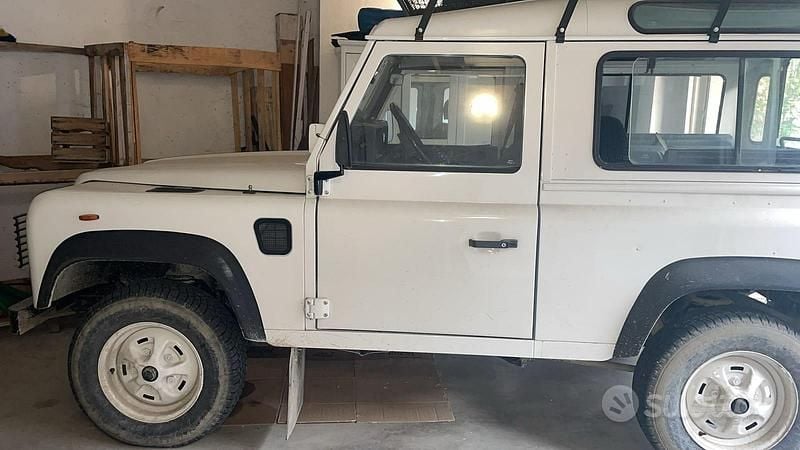 Usata Land Rover Defender 1988 Bianco SUV