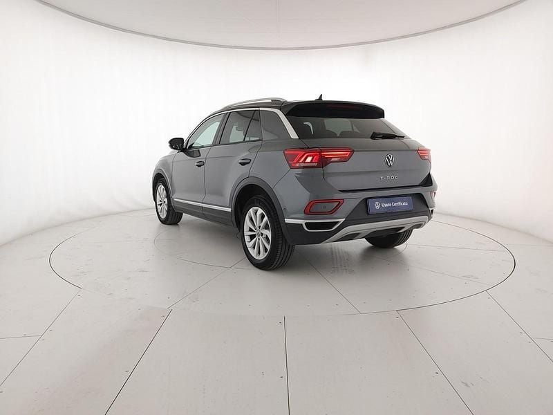 Usata VW T-Roc Style 110 CV (80 kW) 2022 Indium grey metallizzato/nero SUV