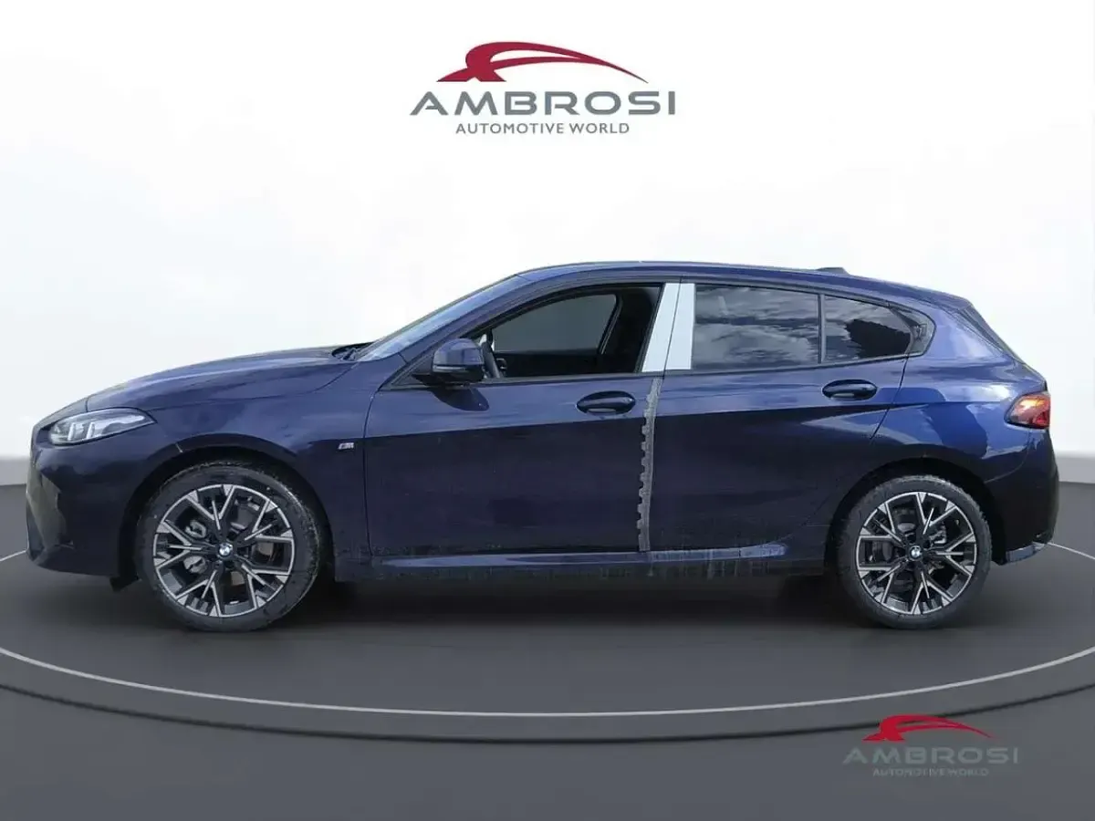 Nuova BMW 118 M Sport 150 CV (110 kW) 2026 Blu Utilitaria