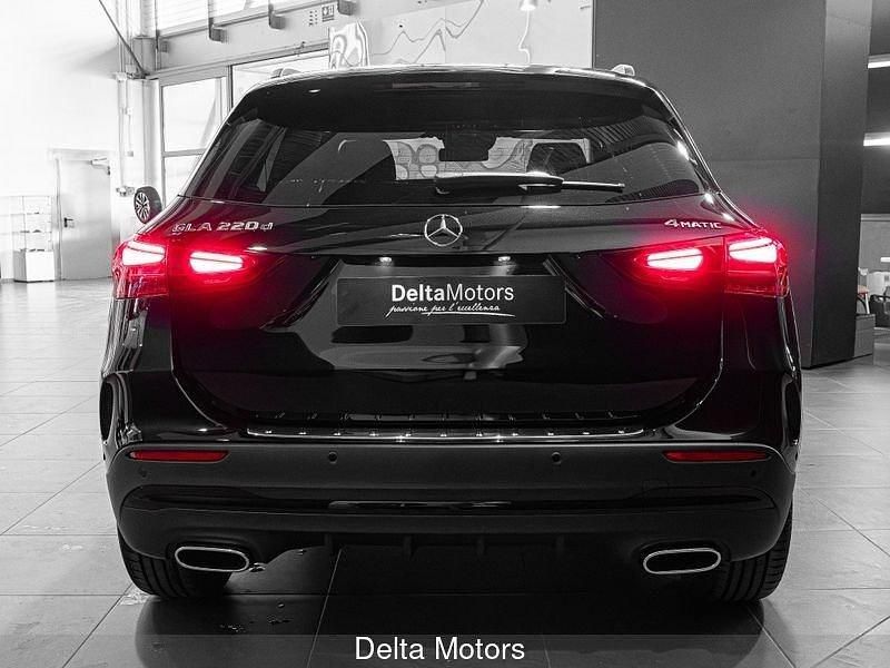 Nuova Mercedes GLA220 AMG Line Premium 190 CV (139 kW) 2026 Nero SUV