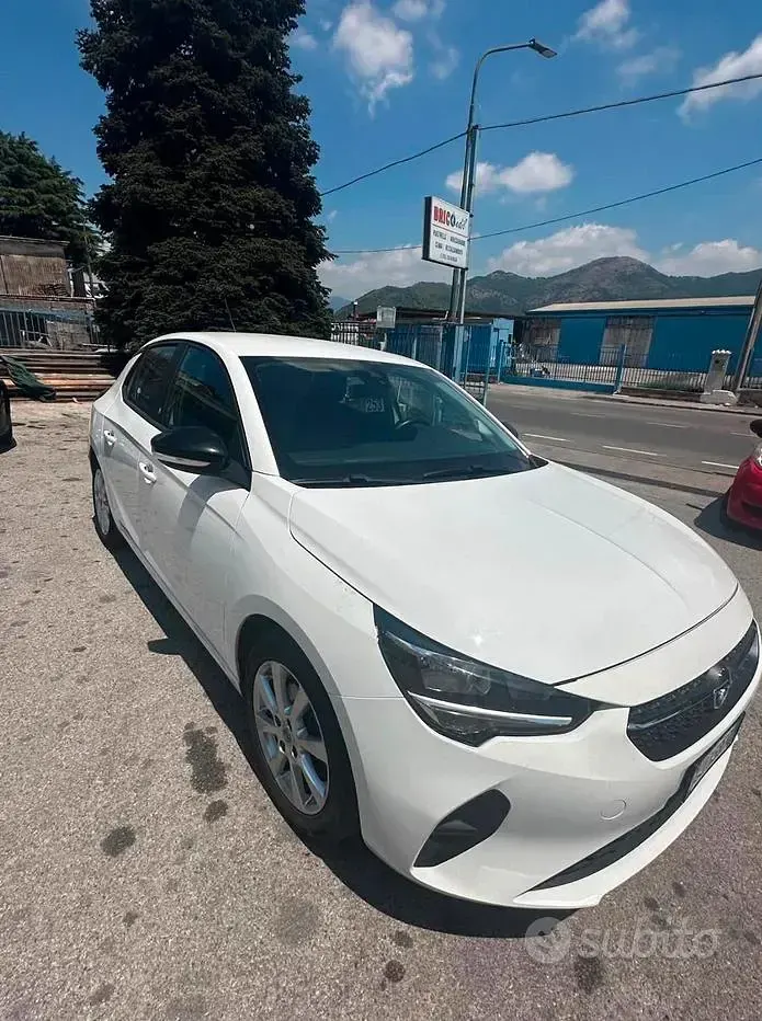 Usata Opel Corsa 102 CV (75 kW) 2022 Bianco Utilitaria