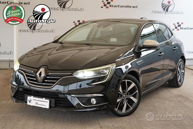 Usata Renault Mégane IV Bose Edition 110 CV (80 kW) 2016 Nero Berlina